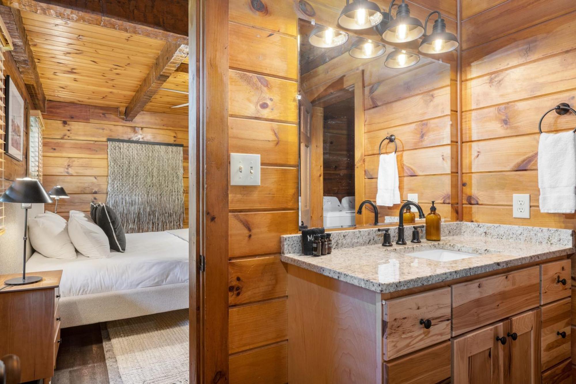 Dudley IV By Avantstay Cosy Cabin W Hot Tub Sweeping Views Pigeon Forge Bagian luar foto