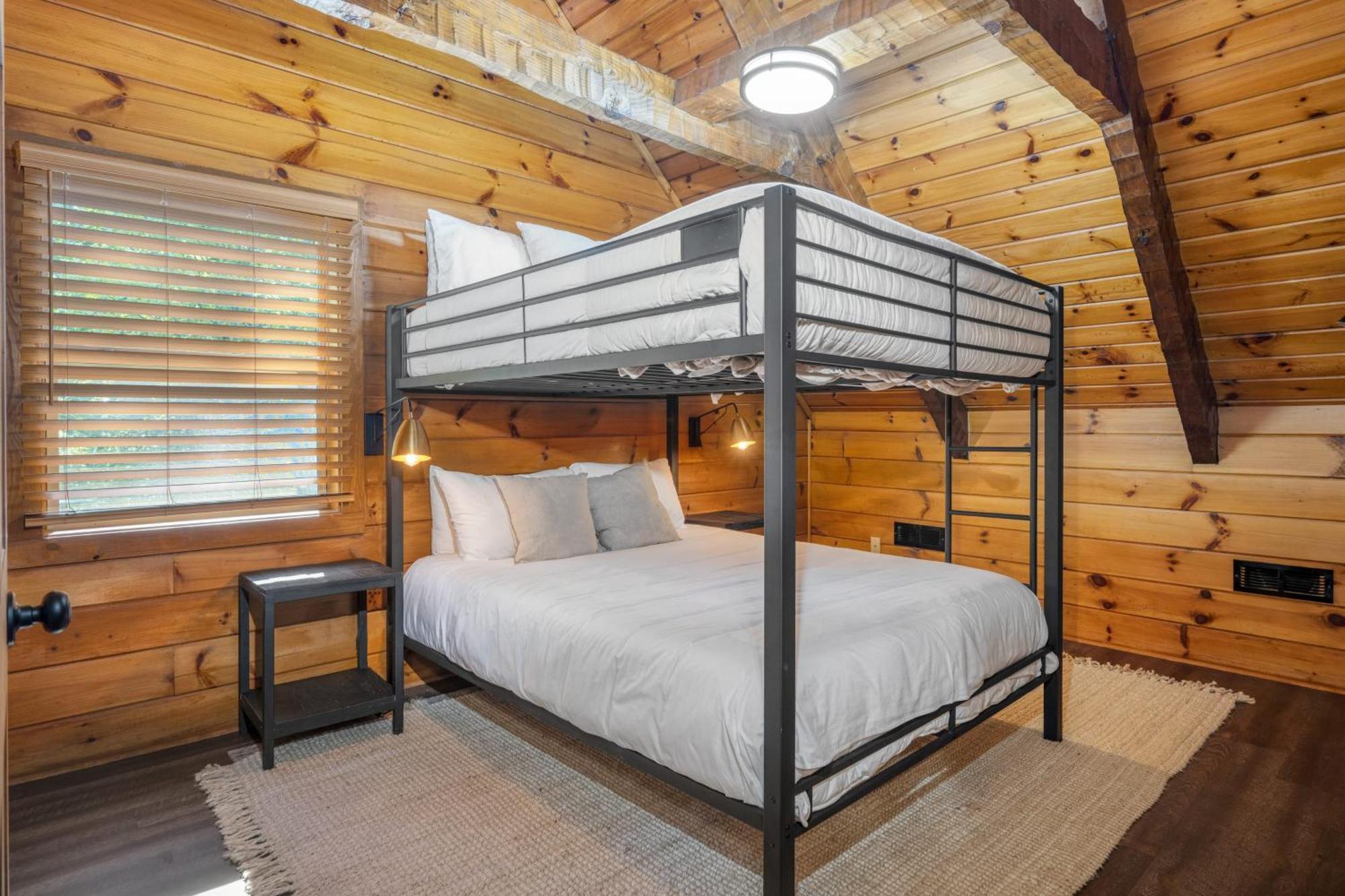 Dudley IV By Avantstay Cosy Cabin W Hot Tub Sweeping Views Pigeon Forge Bagian luar foto
